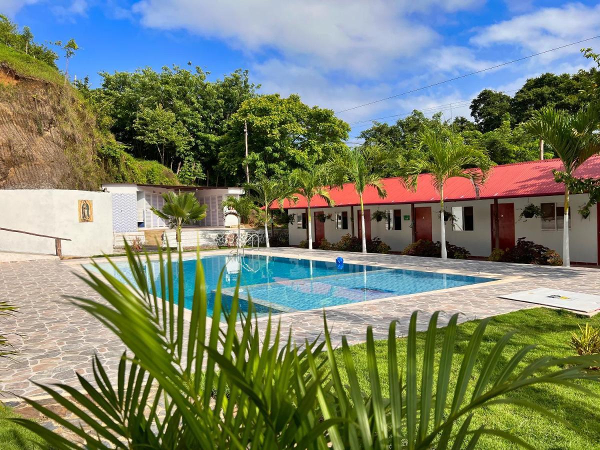 Cabanas Orlando Y Mas Na' Tayrona 엘 자이노 외부 사진